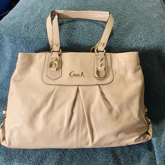 Coach tote - Picture 1 of 4